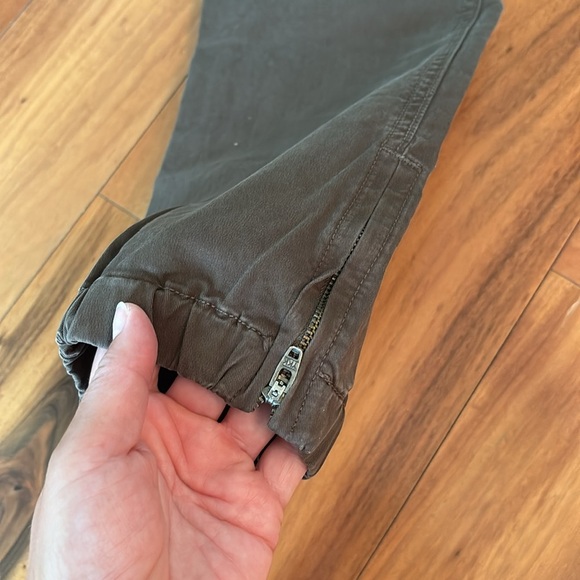 Vince Cropped Pants - Picture 10 of 10